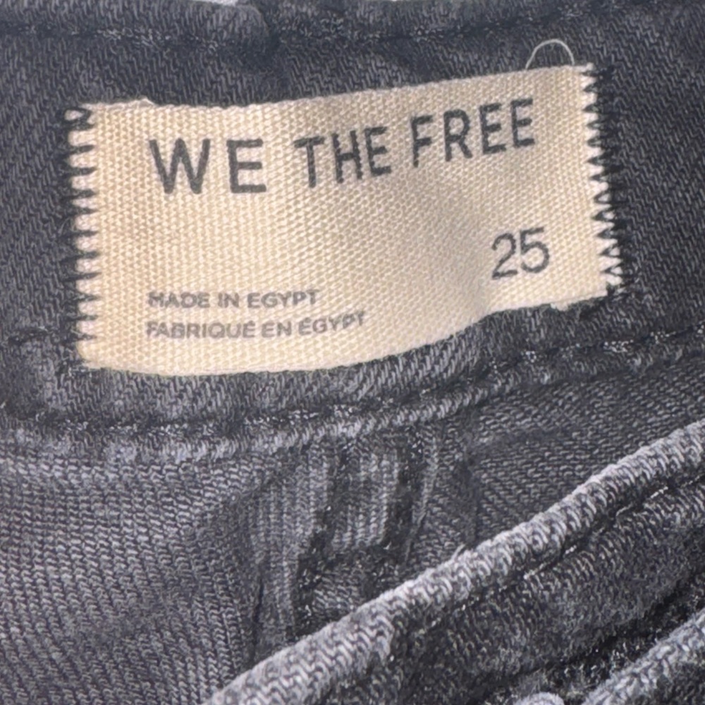 We The Free East Bay Cuffed Jeans NWT - Picture 9 of 10